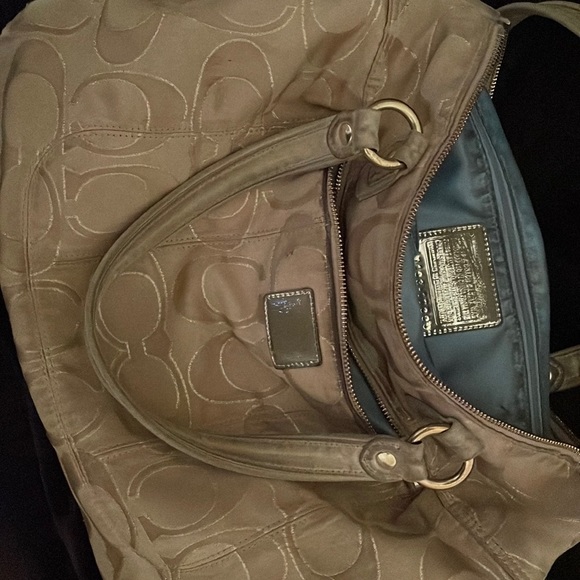 Purses - Picture 9 of 13